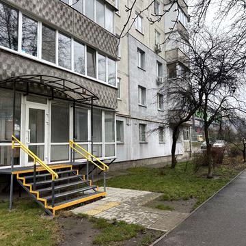 Європейська вул. (Жовтнева), 6