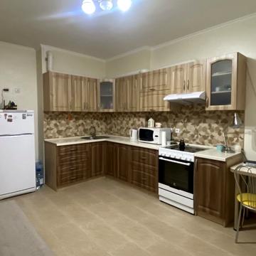 Моторний пров., 9