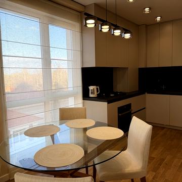 Коцюбинського вул., 8