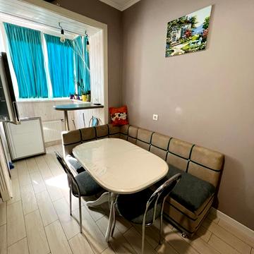 Бишівська вул., 5