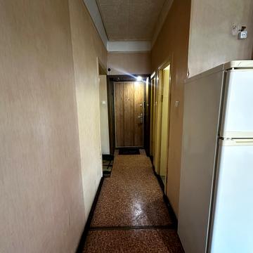 Металургів просп., 12