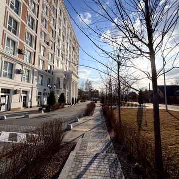 Коцюбинського вул., 8