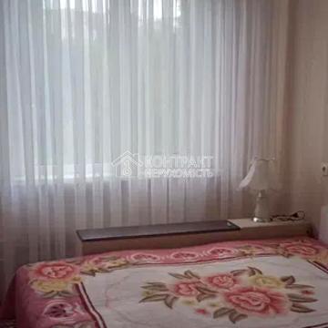 Академіка Павлова вул., 148а