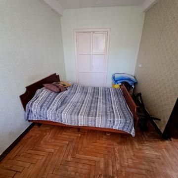 Нижньодніпровська вул., 2