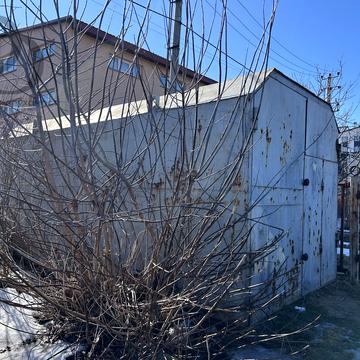 Теплична вул., 5