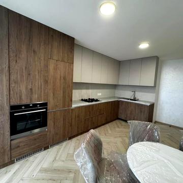 Флотська вул., 10-Б