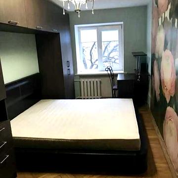 Середньофонтанська вул., 34