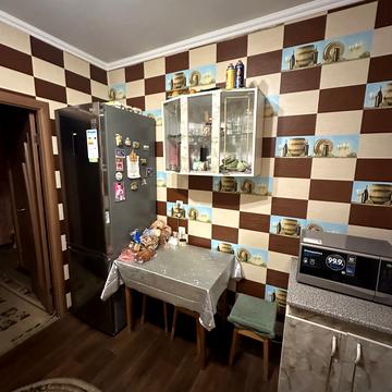 Героїв Крут вул., 66