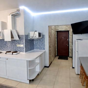 Лобачевського пров., 7