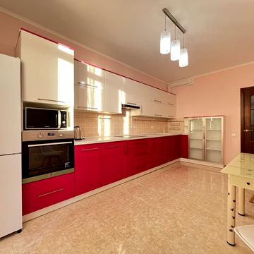 Воскресенська вул., 14-Д