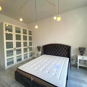 Золотоустівська вул., 52