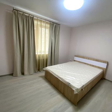 Князя Ярослава Мудрого вул. (Ленінградська), 16