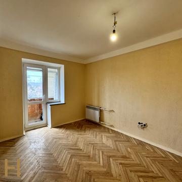 Русанівська набережна вул., 4