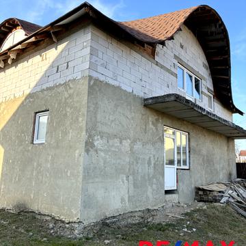 Л.Українки, 8