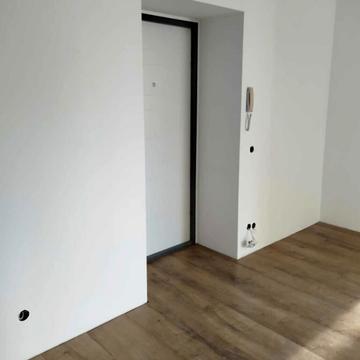 Київська вул., 6