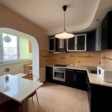 Ревуцького вул., 17