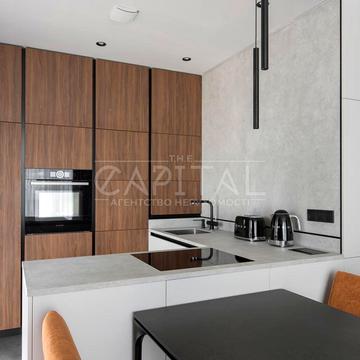 Предславинська вул., 40