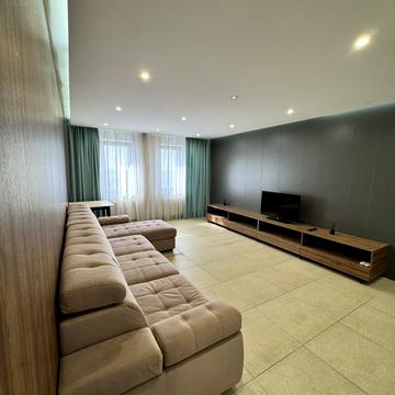 Клінічна вул., 23/25