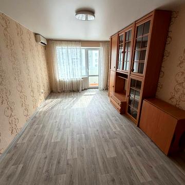 Будівельників вул., 14-Б