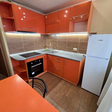 Тополина вул., 26