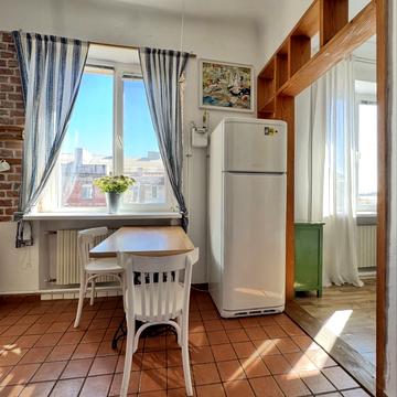 Свято-Миколаївська вул. (Леніна), 36