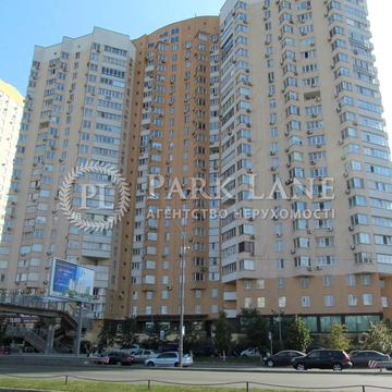 Саперно-Слобідська вул., 22