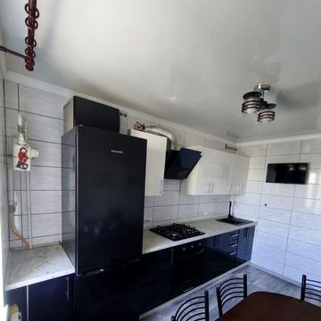 Перемоги вул., 37