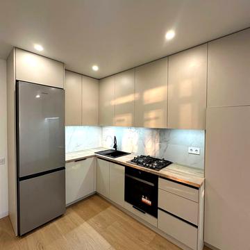 Зелена вул., 204г