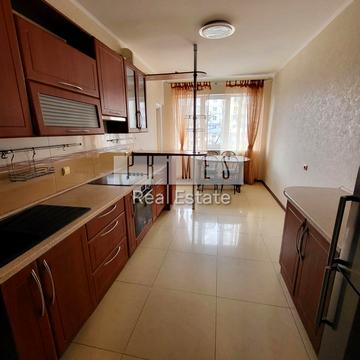 Берестейський просп. (Перемоги), (Будинок 1)