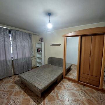 Михайла Котельникова вул., 87