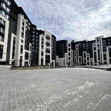 Львівська вул., (Будинок 2)