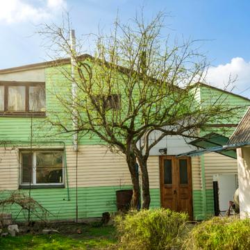 Пост-Острівська вул., 13