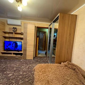 Богуна вул., 16