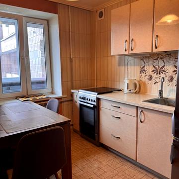 Чернишевська вул., 85