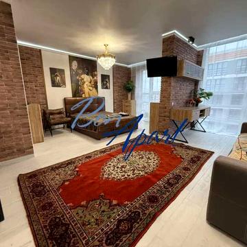 Миколи Гулака вул., 4