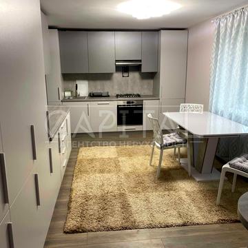 Вишеньківська вул.