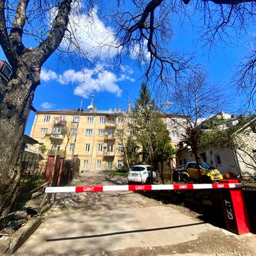 Личаківська вул. (), 21