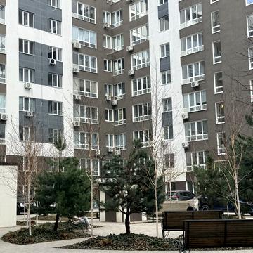 Літературна вул. (Чехова), 27