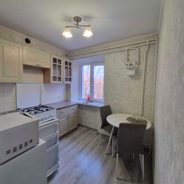 Перемиська вул., 11