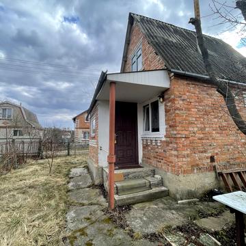 Центральна