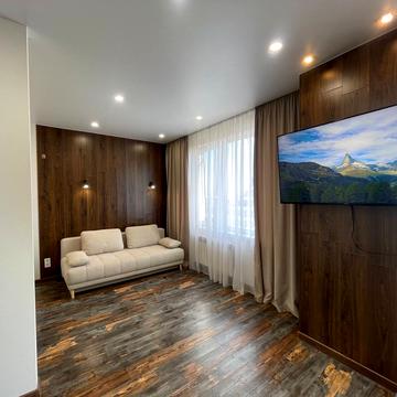 Спортивна вул., 3/1