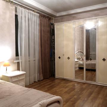 Михайла Бойчука вул. (Кіквідзе), 4