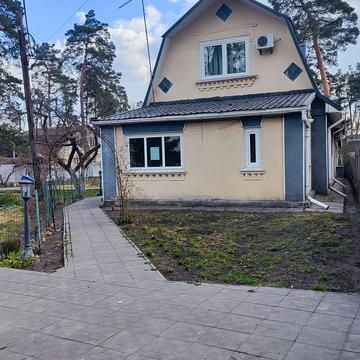 Києво-Мироцька вул., 44