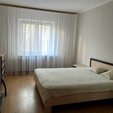 Драгоманова вул., 1-Г