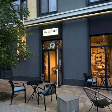 Паркова вул., (Будинок 2)