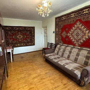 Ньютона вул., 133г