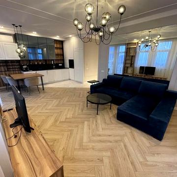 Спаська вул., 35