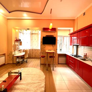 Саксаганського вул., 12-Б