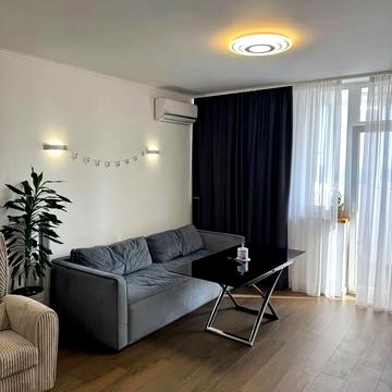 Академіка Заболотного вул., 15-Б