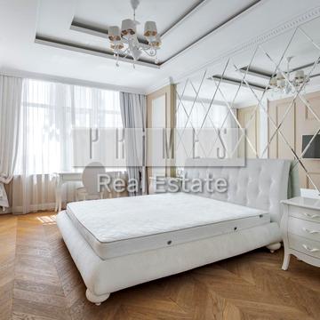 Андрія Верхогляда вул. (Михайла Драгомирова), 20